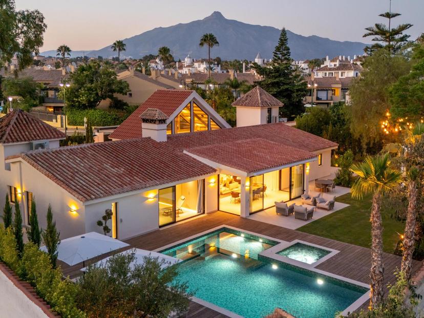 5 dormitorios Villa en Venta Marbella