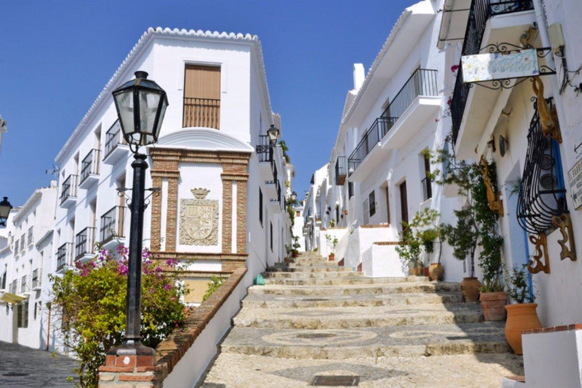 Axarquía y Frigiliana, un paseo lleno de historia y curiosidades
