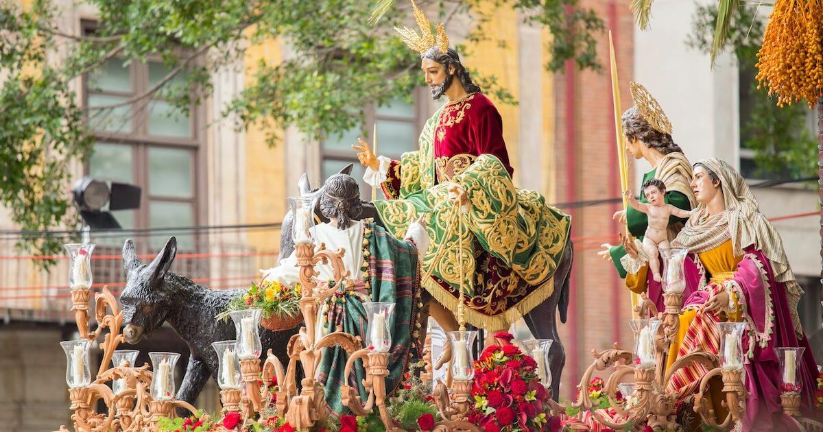 Conozca las costumbres de la Semana Santa en Andalucía